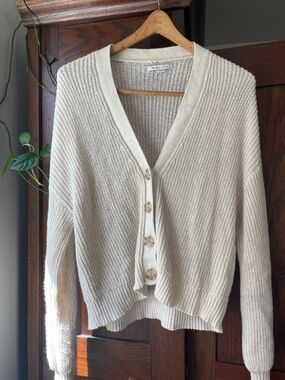American Eagle Outfitters Cream Button-Front Knit Cardigan - XS (fits a s/m)